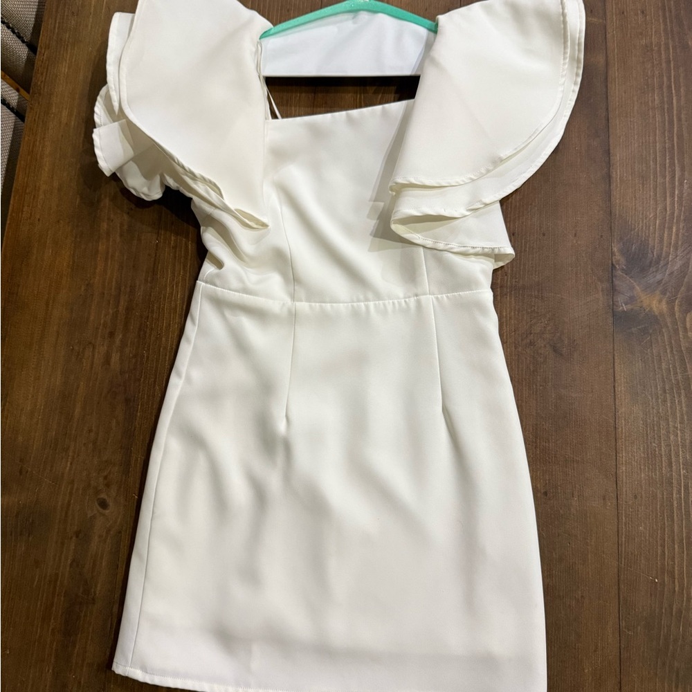 TCEC White Sheath Mini Dress with Flutter Cap Sleeves